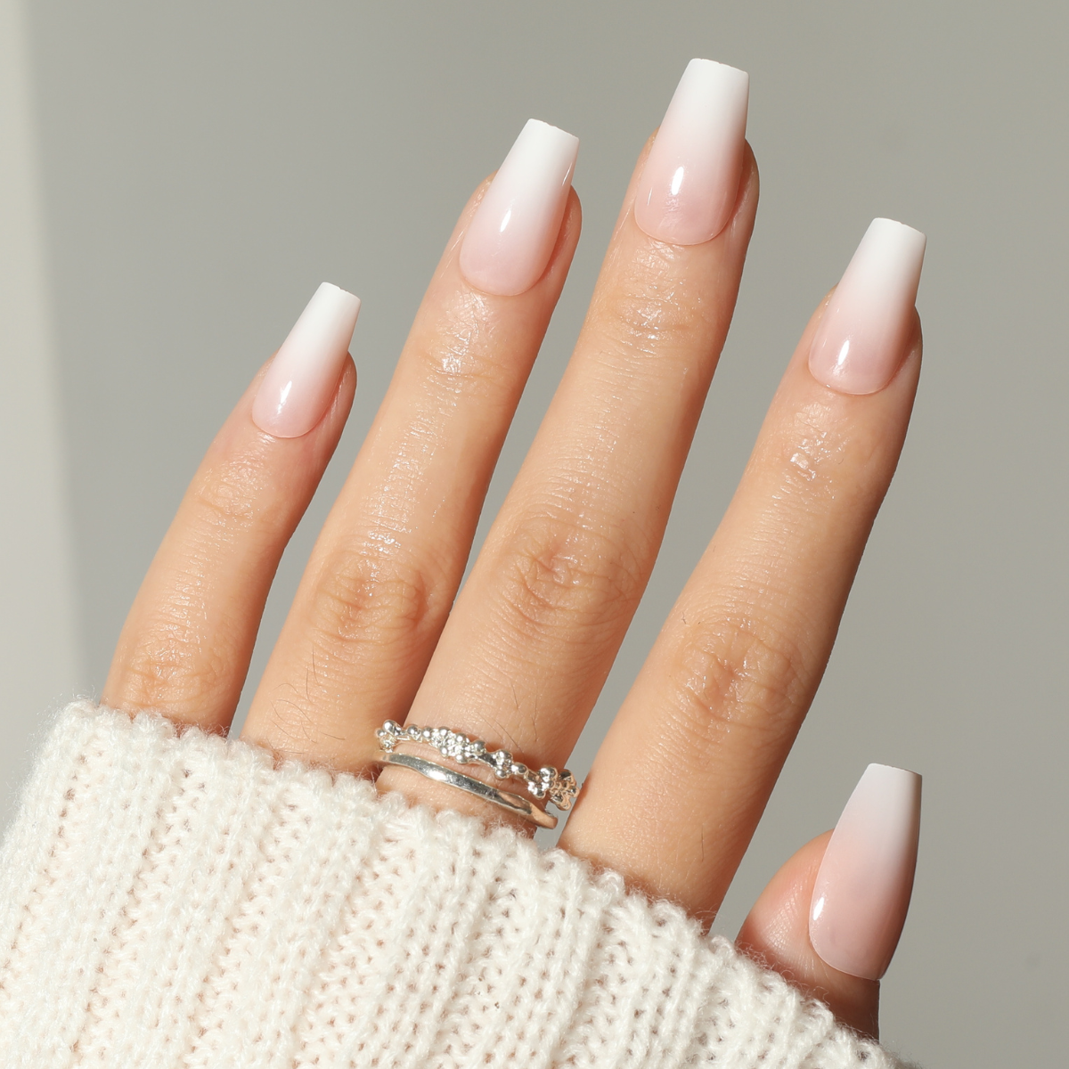 Baby Boomer Nude Medium Coffin,Ellie Vincy Press on Nails,Medium Coffin,Ombre, White press on nails,28 pcs, False nails,Reusable,Glue on nails,Sticky on nails,Pop on nails