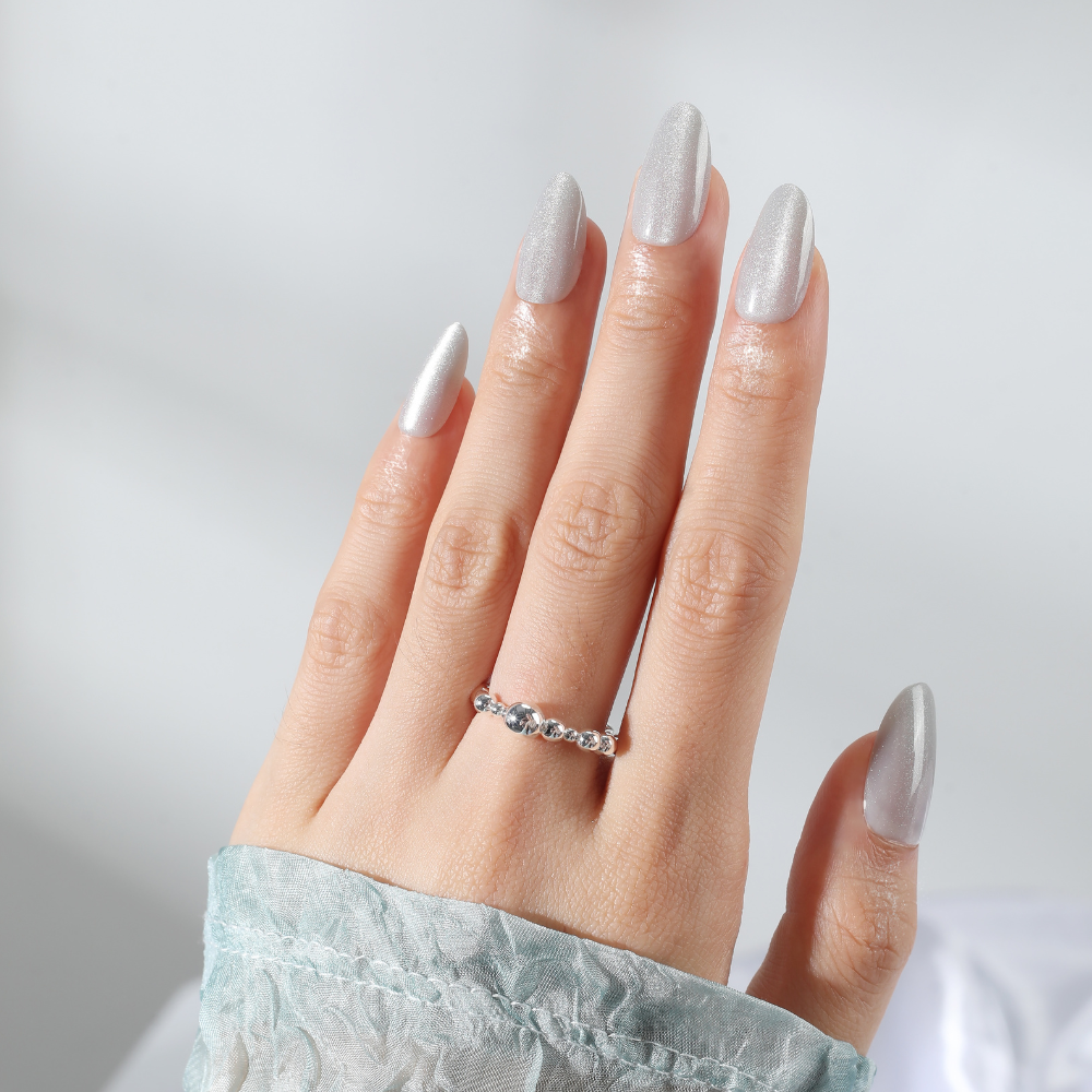 Slate Gaze,Ellie Vincy Press on Nails,  Almond,Solid color, Gray press on nails,28 pcs, false nails,reusable,glue on nails