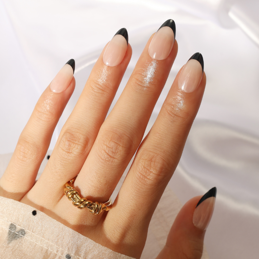 Black French Glaze,Ellie Vincy Press on Nails,Short  Almond,French tip, Chrome, Black, White press on nails,30 pcs, false nails,reusable,glue on nails