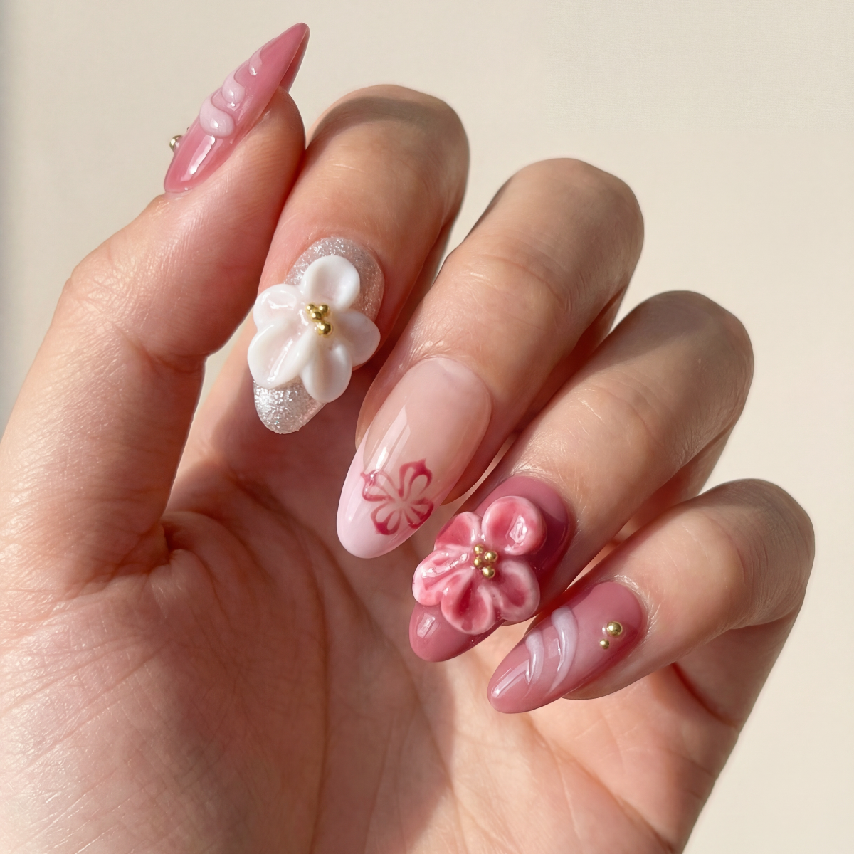 Ellie Vincy Handmade Press on Nails-Petal Swirl Bloom | Handmade